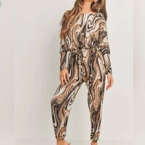 CHERISH Stylish Swirl Pattern Jumpsuit